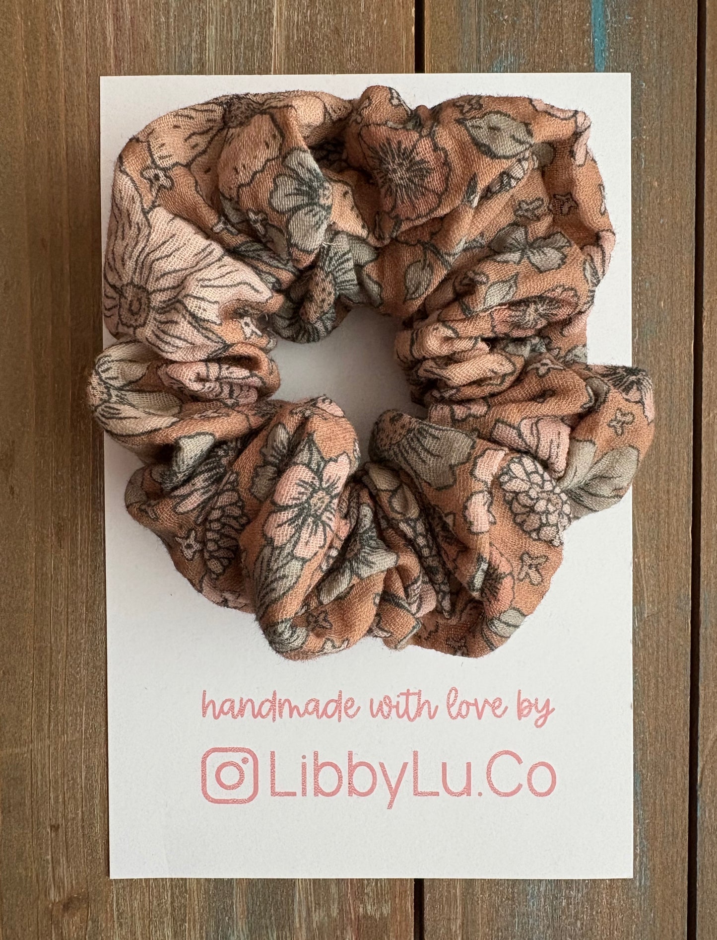 Oversized Scrunchie