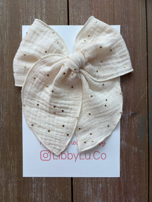 Cream & Gold Dots